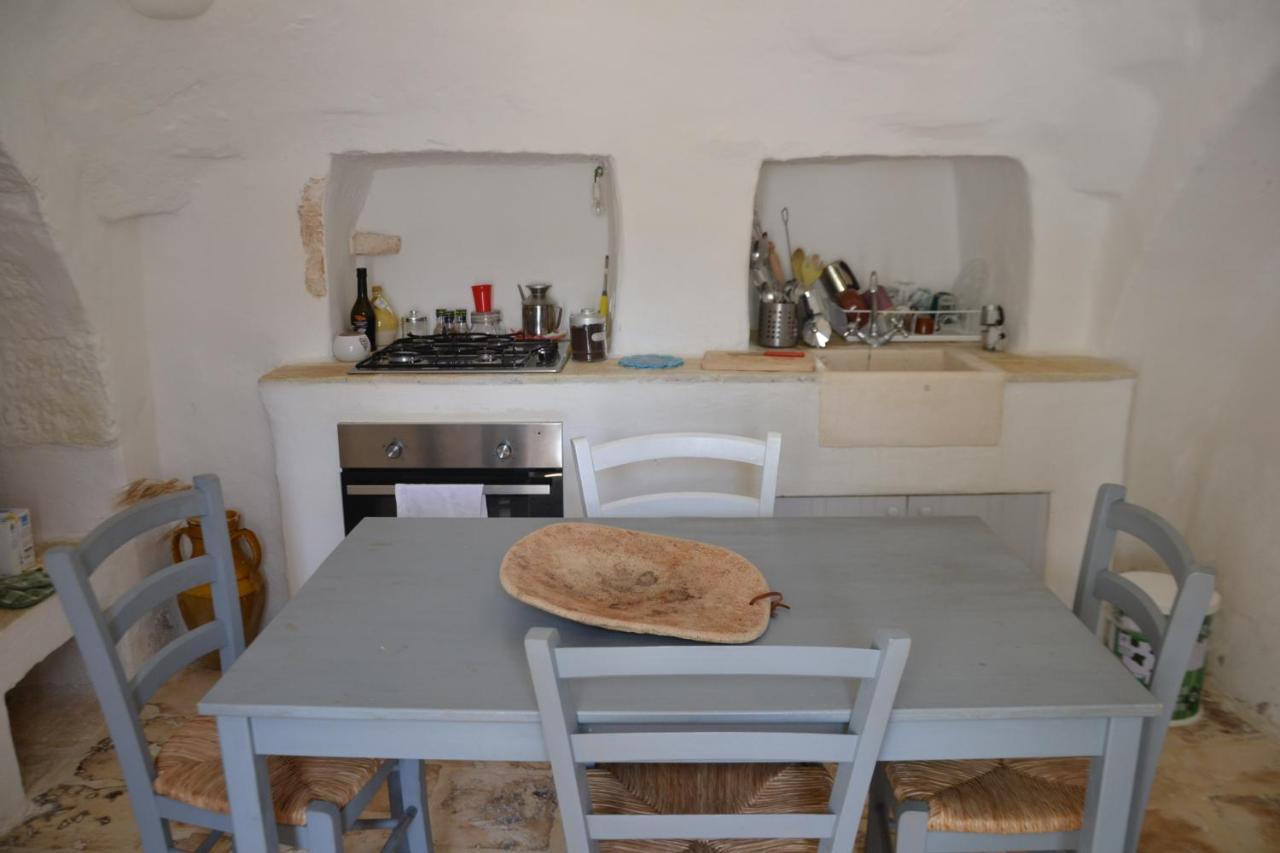 Trullo Piccola Contrada Guest House Locorotondo Ngoại thất bức ảnh