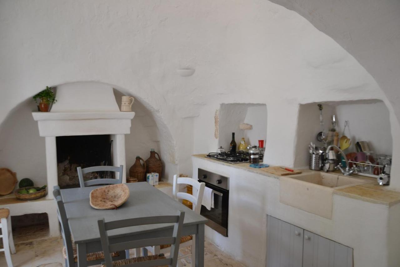Trullo Piccola Contrada Guest House Locorotondo Ngoại thất bức ảnh