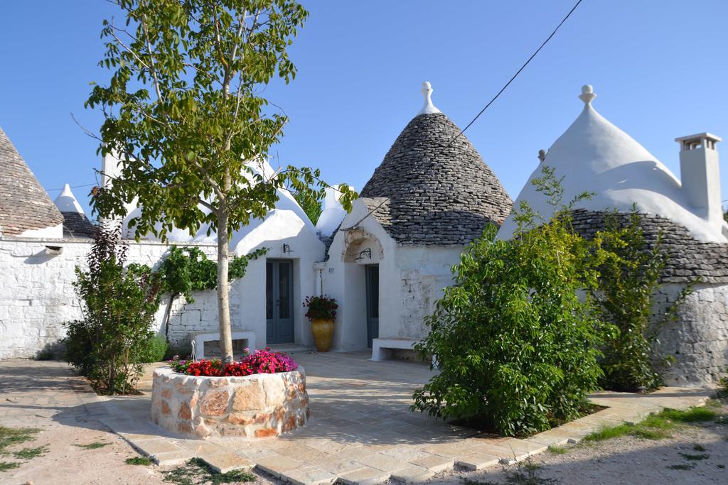 Trullo Piccola Contrada Guest House Locorotondo Ngoại thất bức ảnh