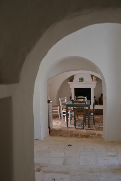 Trullo Piccola Contrada Guest House Locorotondo Ngoại thất bức ảnh