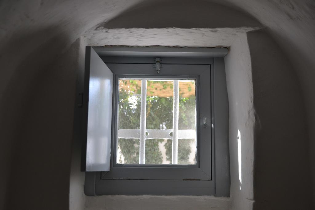 Trullo Piccola Contrada Guest House Locorotondo Ngoại thất bức ảnh