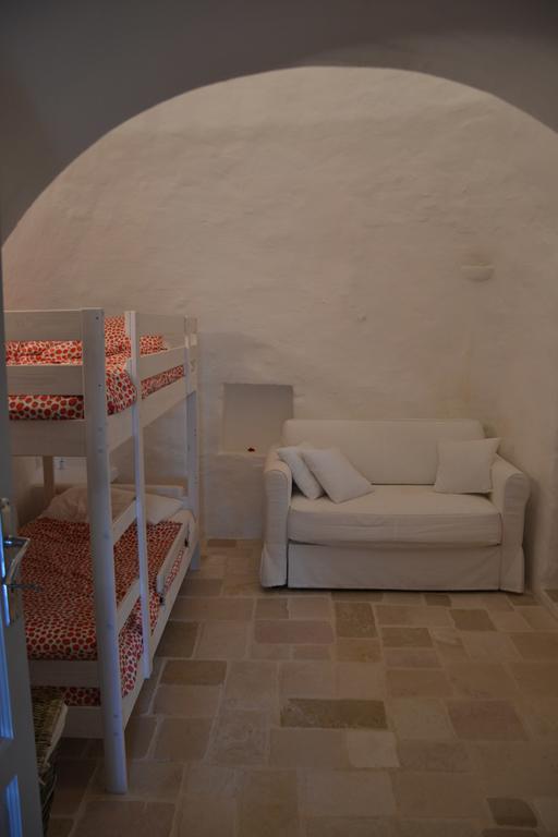 Trullo Piccola Contrada Guest House Locorotondo Ngoại thất bức ảnh