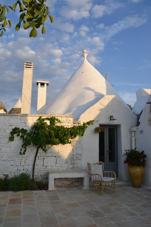 Trullo Piccola Contrada Guest House Locorotondo Ngoại thất bức ảnh